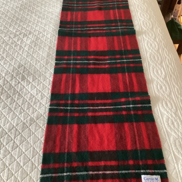 Carole M. Studio burgundy red, dk green plaid 100% lambs wool  Made W Germany - Picture 2 of 7